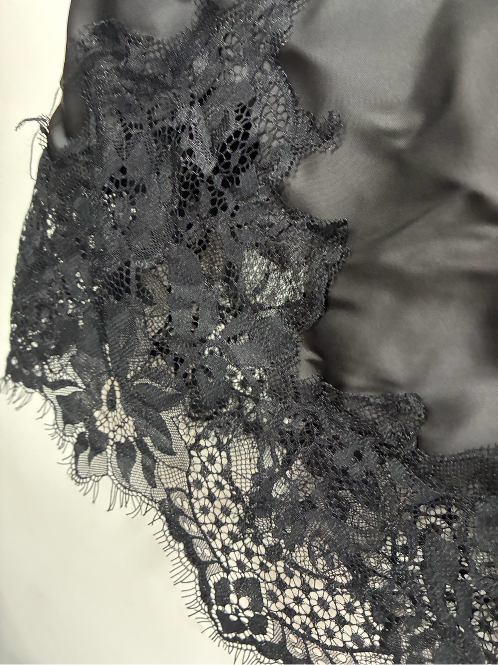 Black Lace-Trim Slip Skirt - Picture 3 of 5